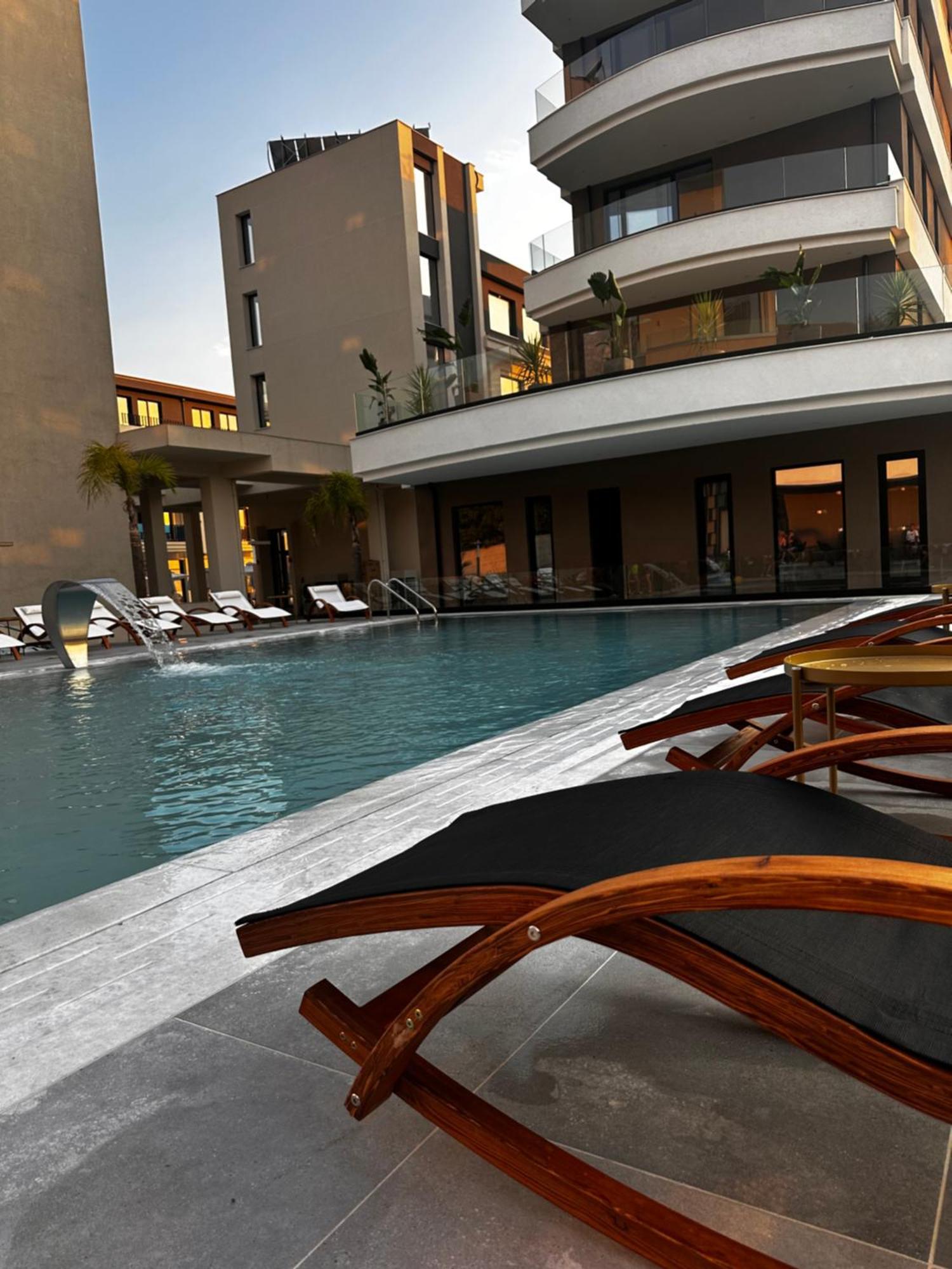 A&G Hotel Radhime Exterior photo